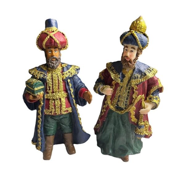 Pier 1 Imports 2 Wise Men Kings Gifts Nativity Hand Painted Resin Figurines 7" - Picture 1 of 15